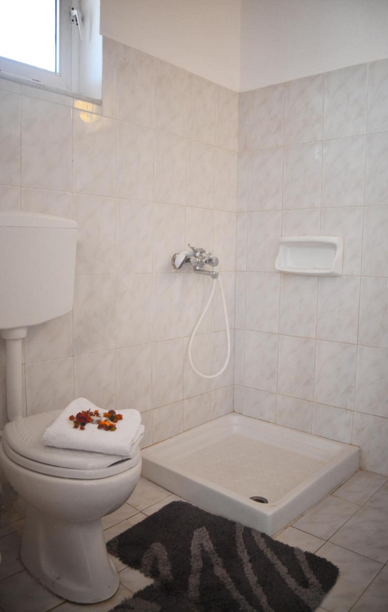 Xidis Hotel Laganas Bilik gambar